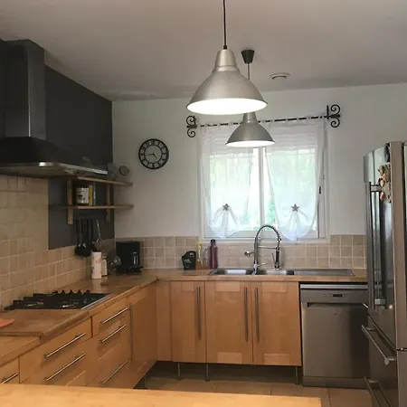 Ribba 10 Pers Piscine 5 Min En Voiture וילה